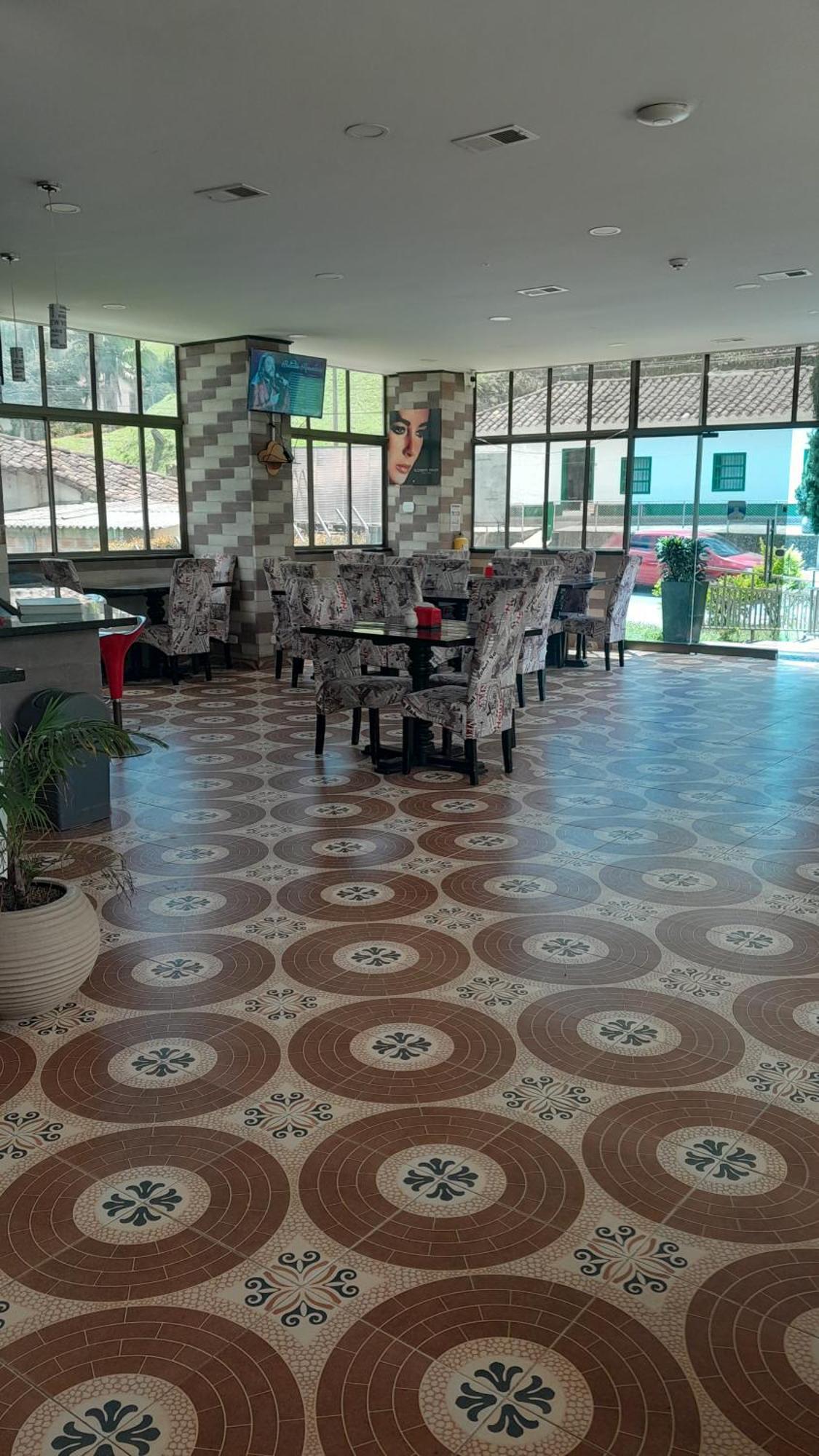 Hollywood Paradise Hotel Rionegro Eksteriør billede
