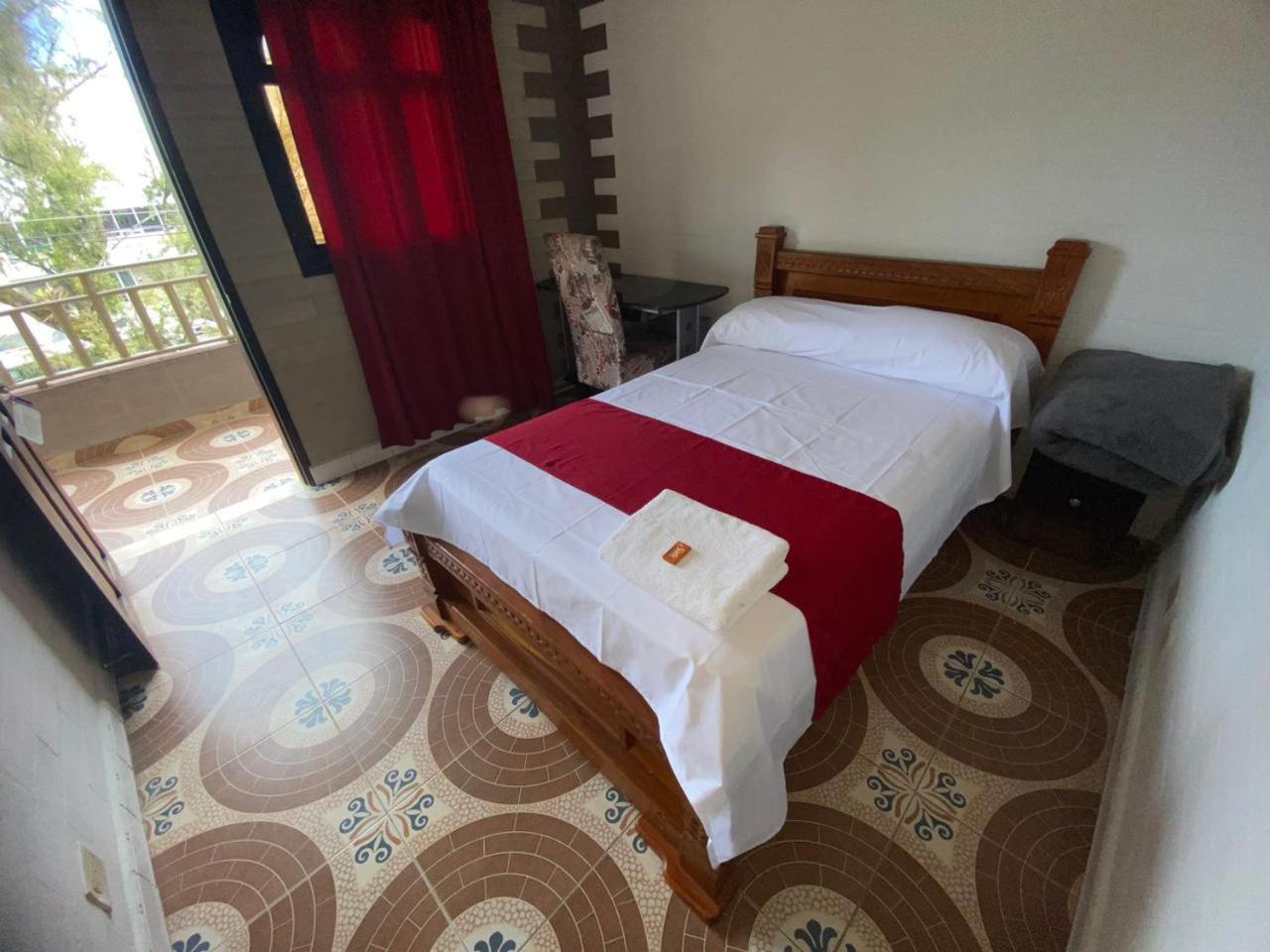 Hollywood Paradise Hotel Rionegro Eksteriør billede